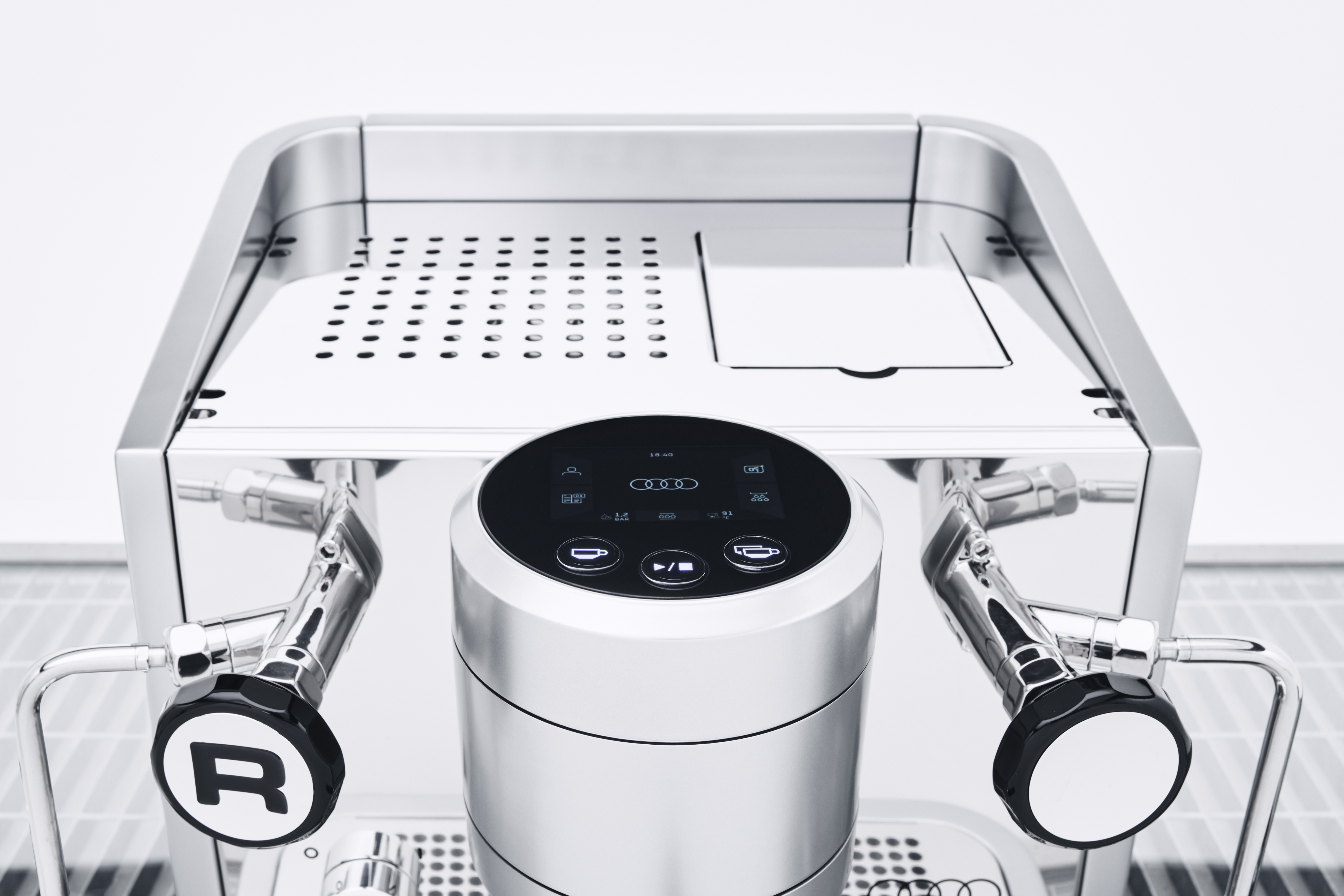Brewing unit and touchscreen display